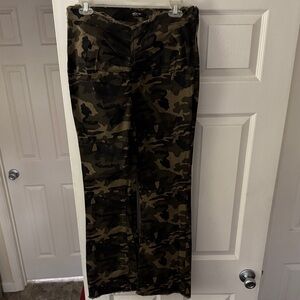 American Bazi Women Camo Cargo Pants — Olive & Black